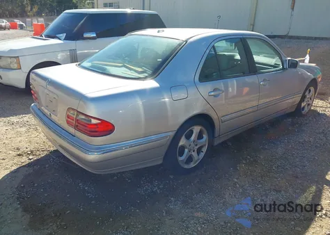 2002 Mercedes-Benz E 320 Special Edition from USA, damaged, VIN WDBJF65J82B473500